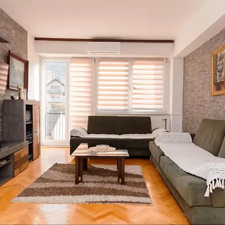 Panorama Hall Wiew - Cable Car דירה