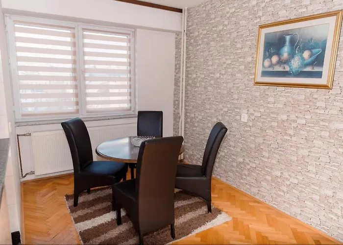 Panorama Hall Wiew - Cable Car דירה